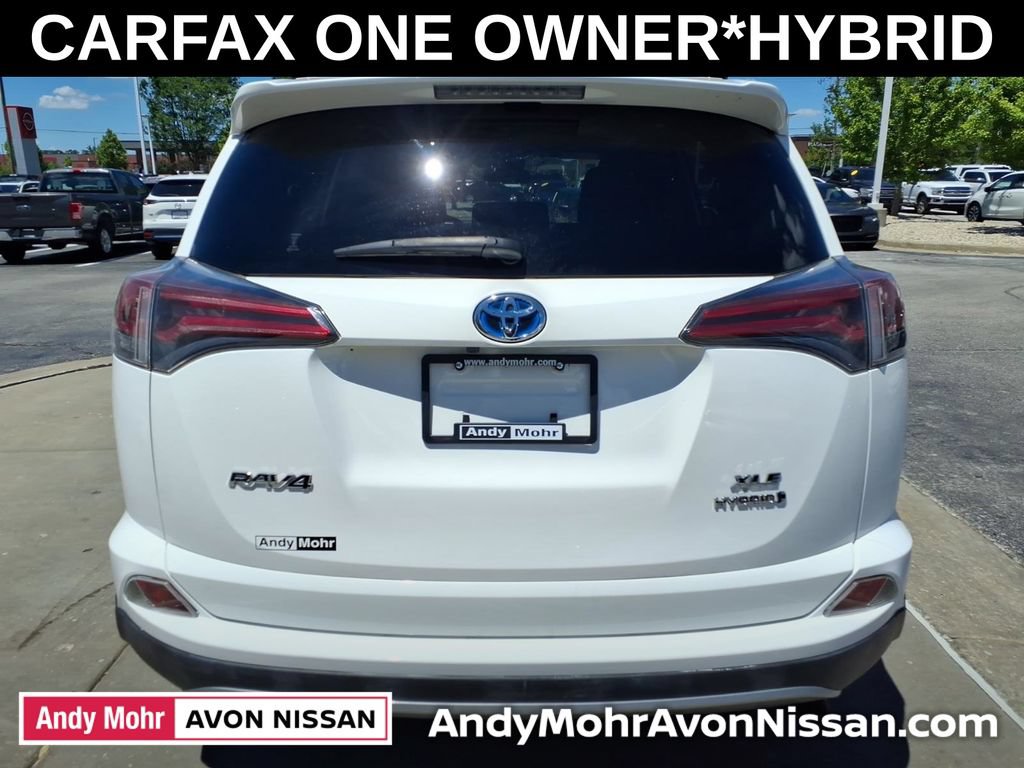 Used 2017 Toyota RAV4 XLE w/ All Weather Liner Package AWD/4WD image 10