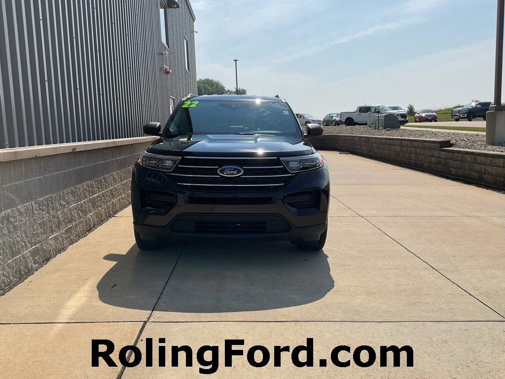 Used 2022 Ford Explorer XLT image 4
