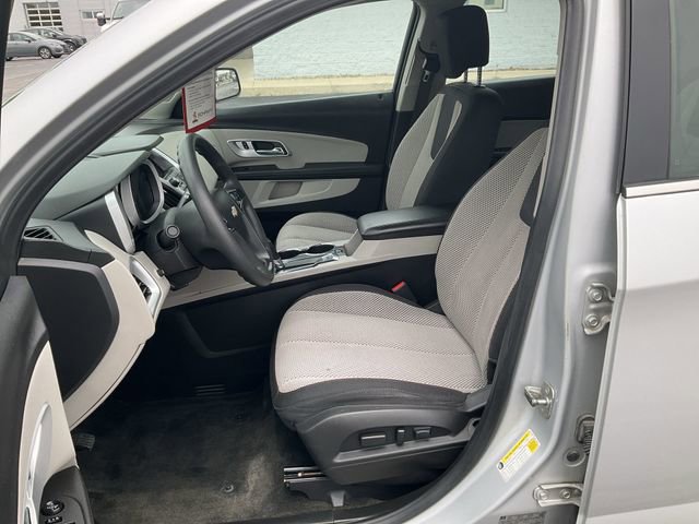 Used 2017 Chevrolet Equinox LS AWD/4WD image 9