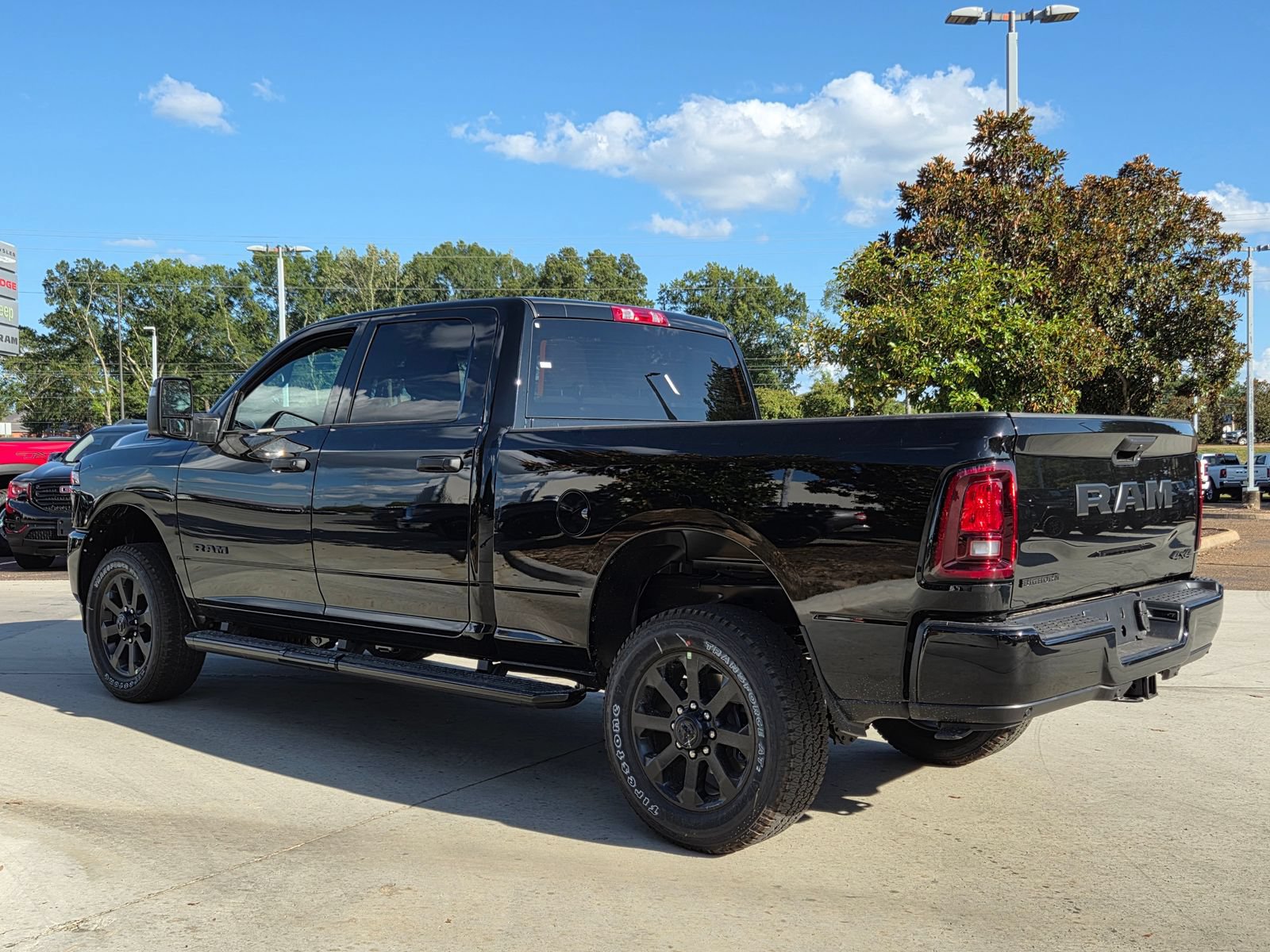 New 2026 RAM 2500 Big Horn AWD/4WD image 5