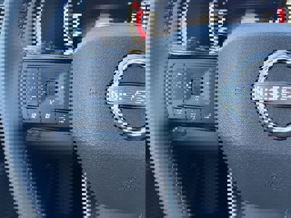 New 2026 Nissan Pathfinder SL image 15