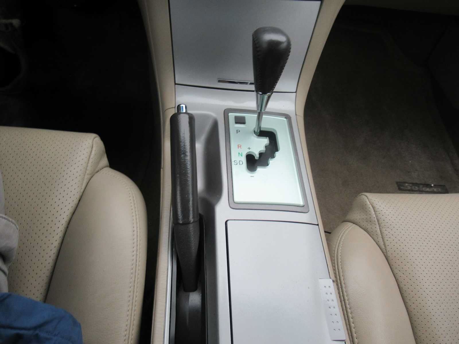 Used 2005 Toyota Solara SLE FWD image 16