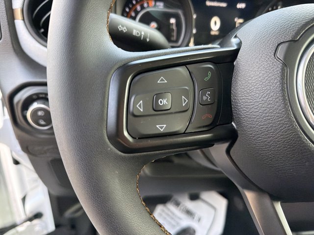 Used 2024 Jeep Gladiator Sport AWD/4WD image 19