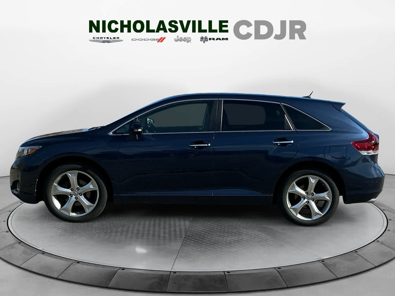 Used 2015 Toyota Venza Limited AWD/4WD image 2