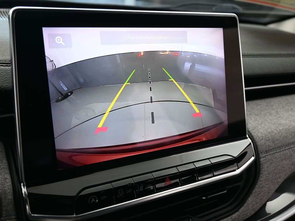 Used 2022 Jeep Compass Latitude image 21