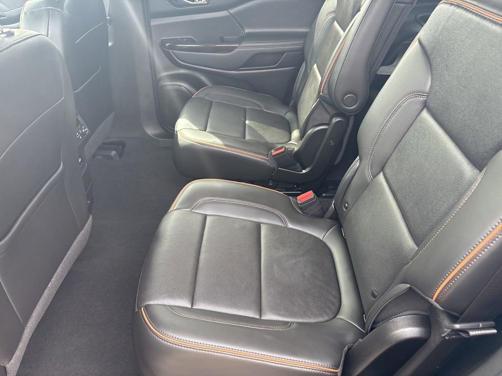 Used 2023 GMC Acadia AT4 w/ Technology Package image 23