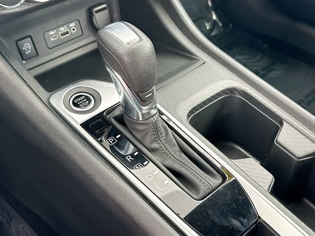 Used 2024 Nissan Sentra SV w/ All-Weather Package FWD image 16