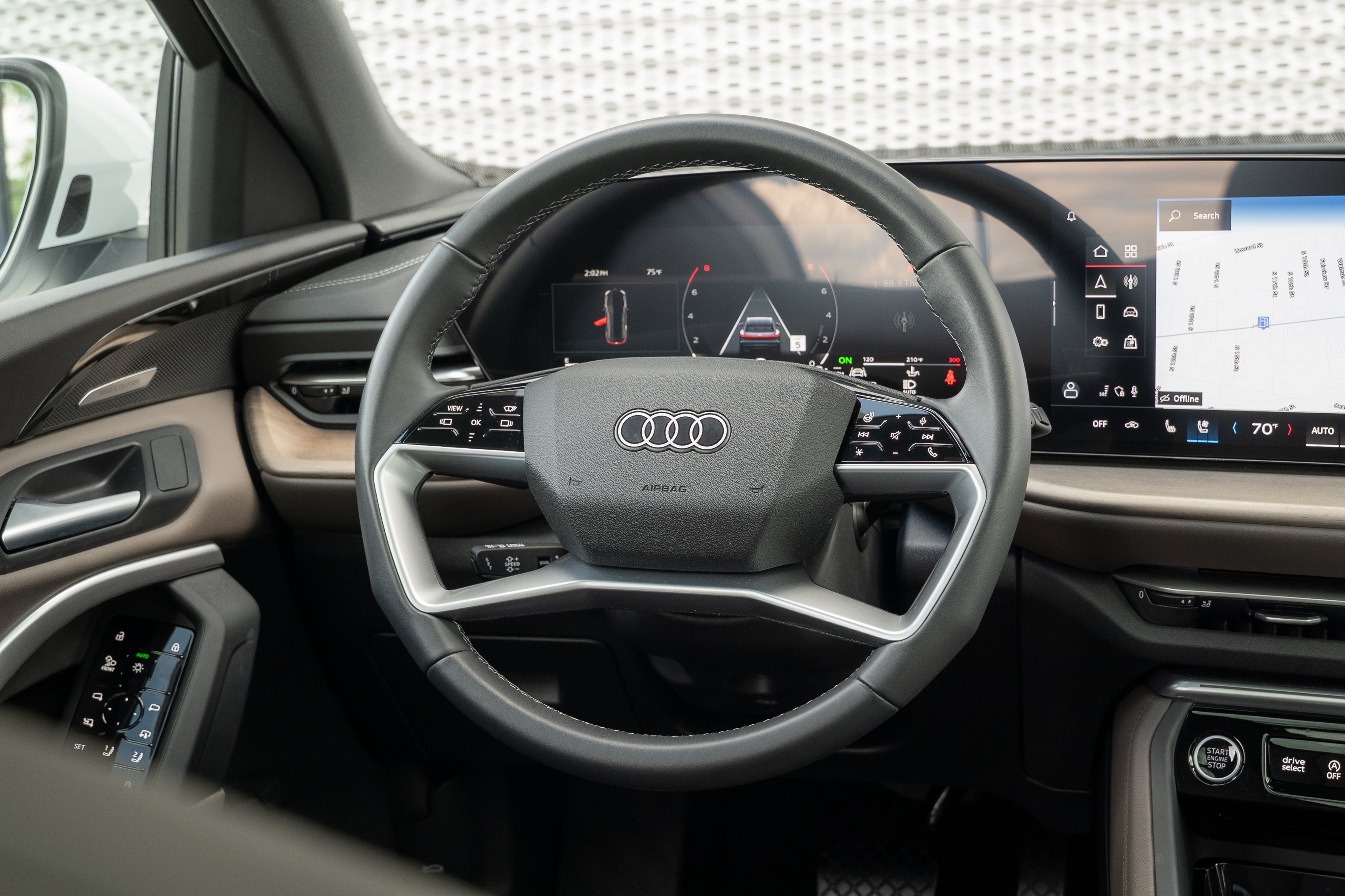 Certified 2025 Audi Q5 Premium w/ Premium Plus AWD/4WD image 9