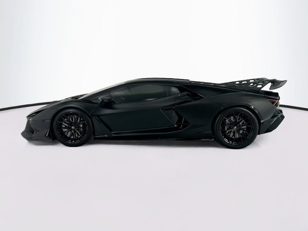 Used 2024 Lamborghini Revuelto AWD/4WD image 8
