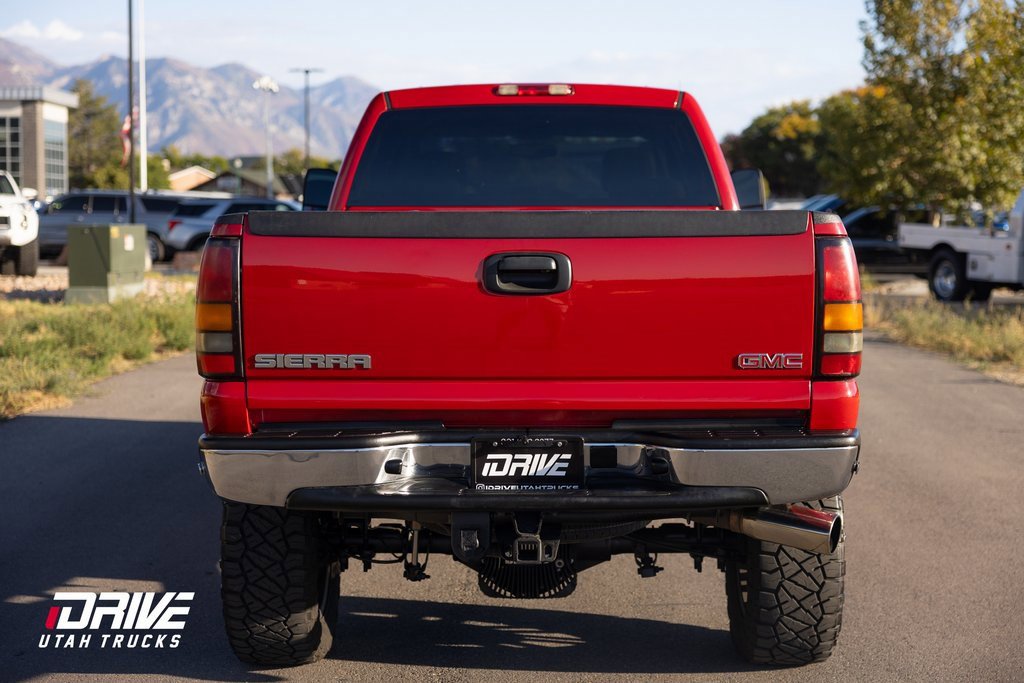 Used 2007 GMC Sierra 2500 SLT w/ Heavy-Duty Power Package image 14