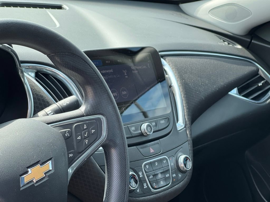 Used 2019 Chevrolet Malibu LT FWD image 19