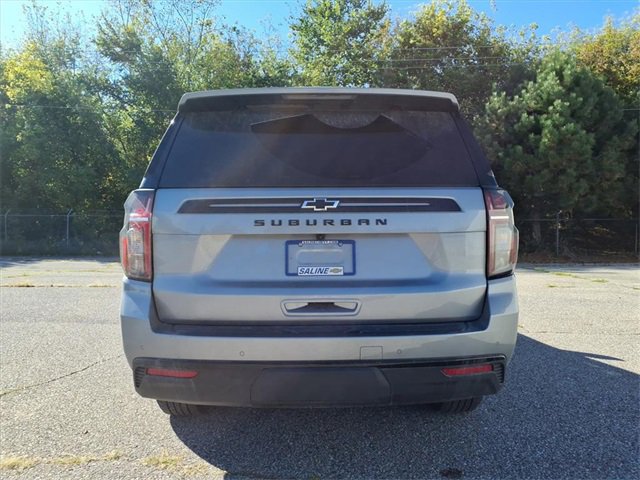Used 2024 Chevrolet Suburban Z71 w/ Luxury Package image 6