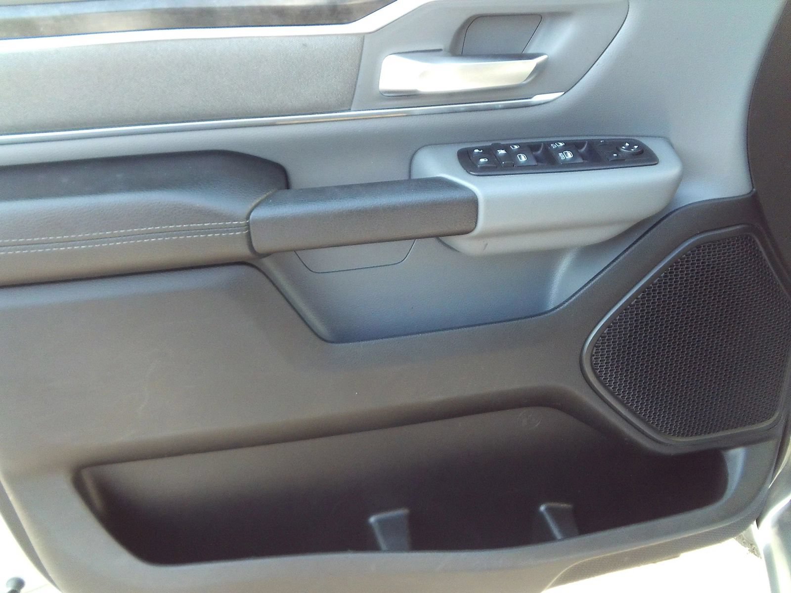 Used 2019 RAM 1500 Big Horn AWD/4WD image 17