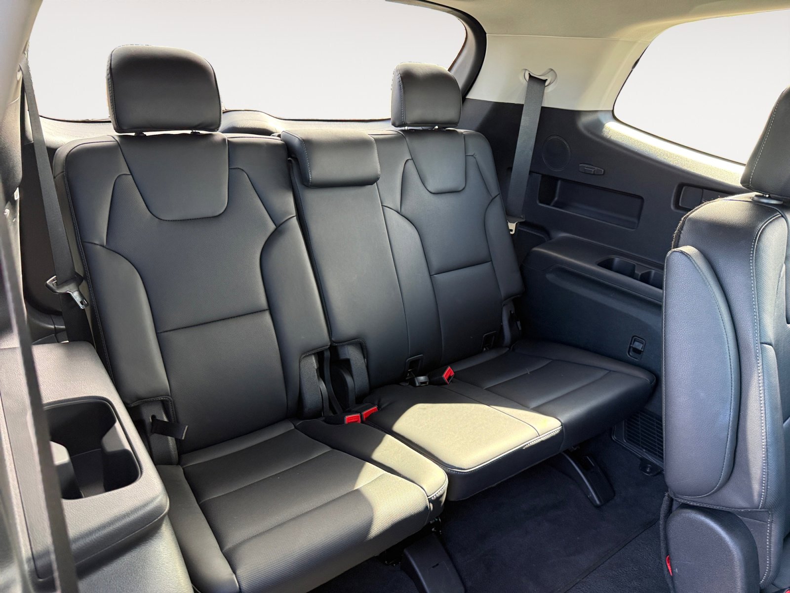 Certified 2022 Kia Telluride SX w/ Towing Package image 18