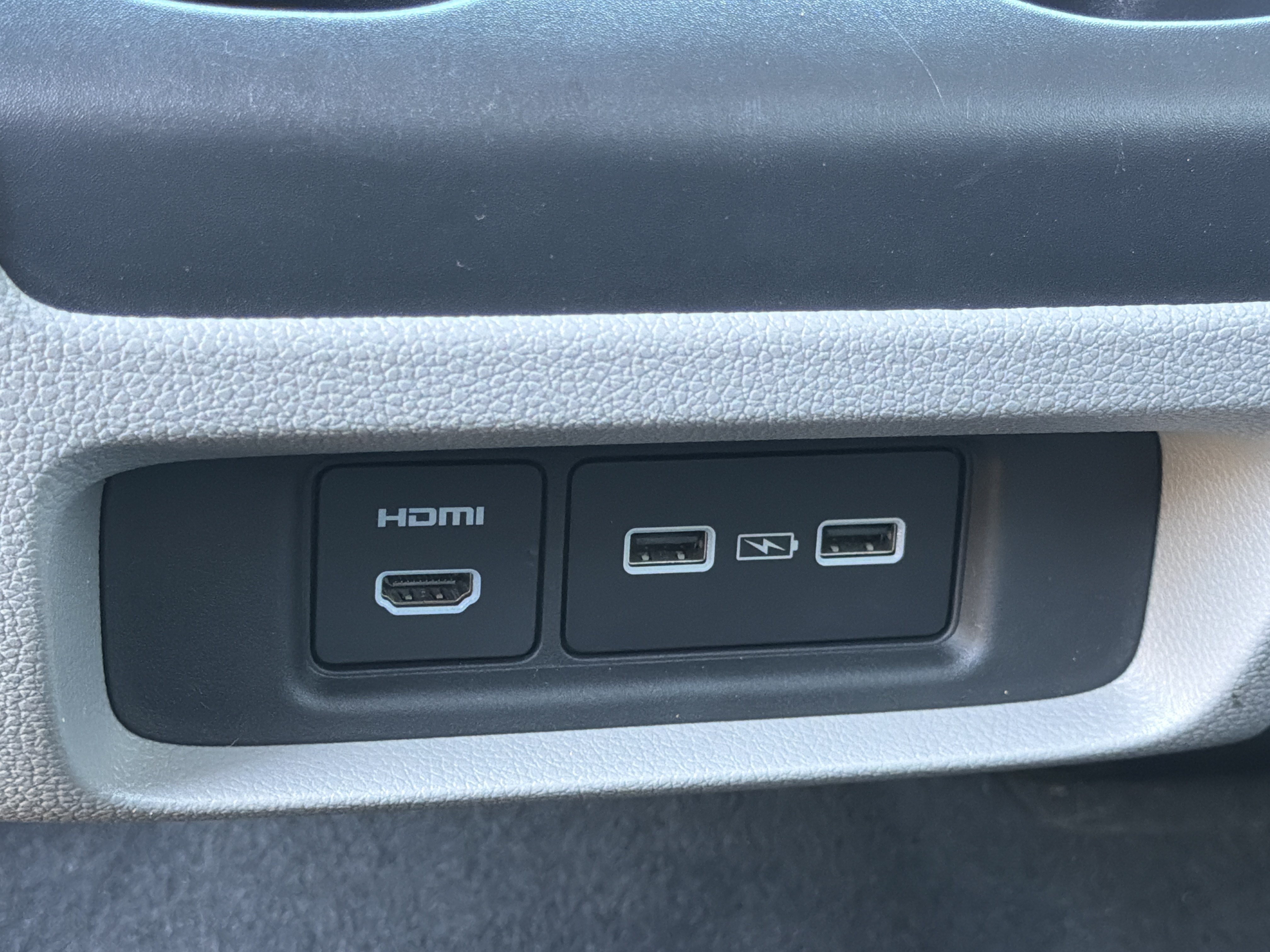 Certified 2024 Honda Odyssey Touring image 22