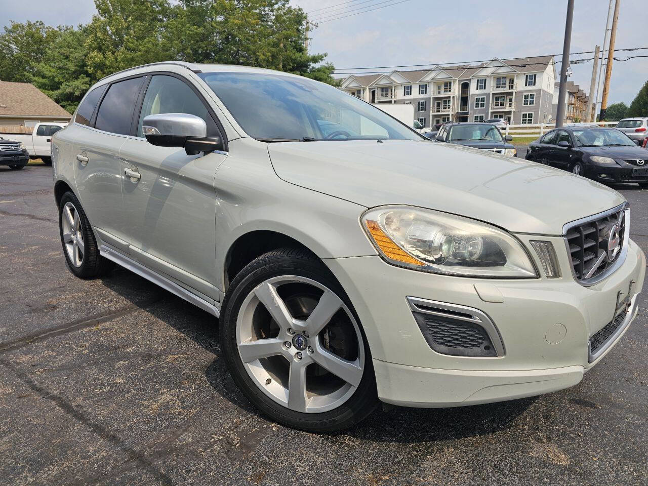 Used 2012 Volvo XC60 T6 R-Design image 4