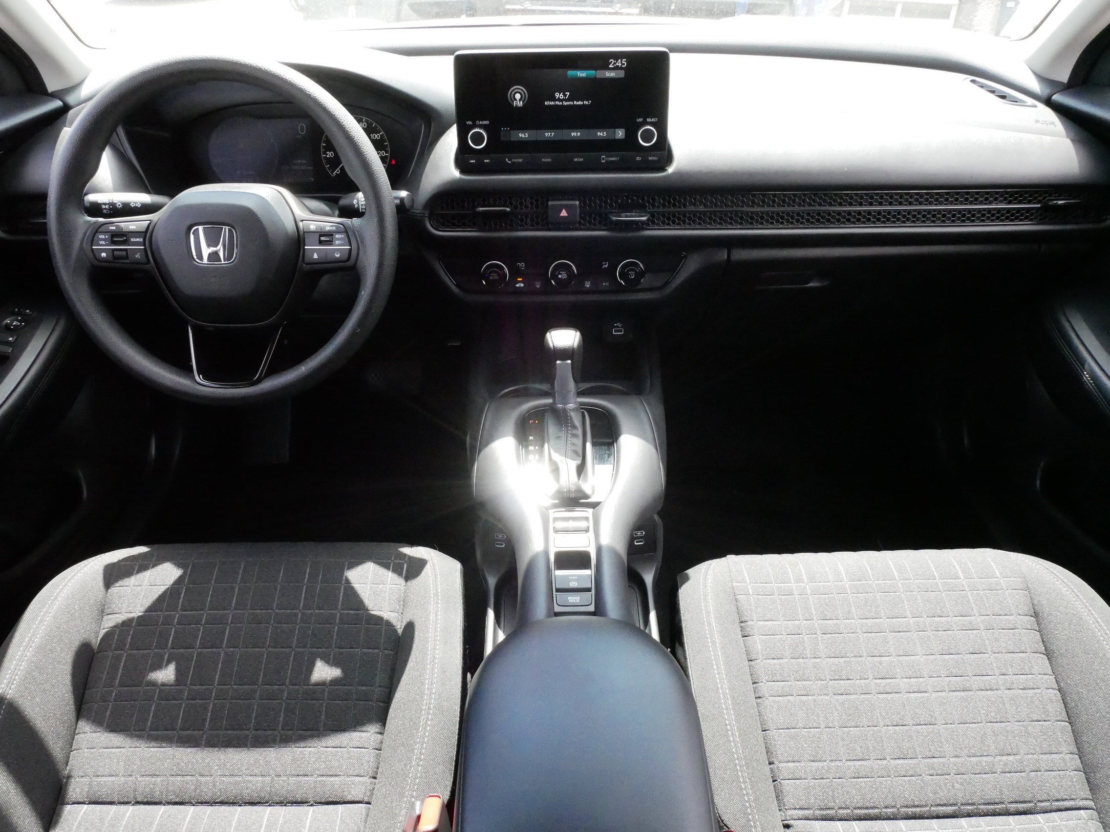 Used 2025 Honda HR-V LX image 10