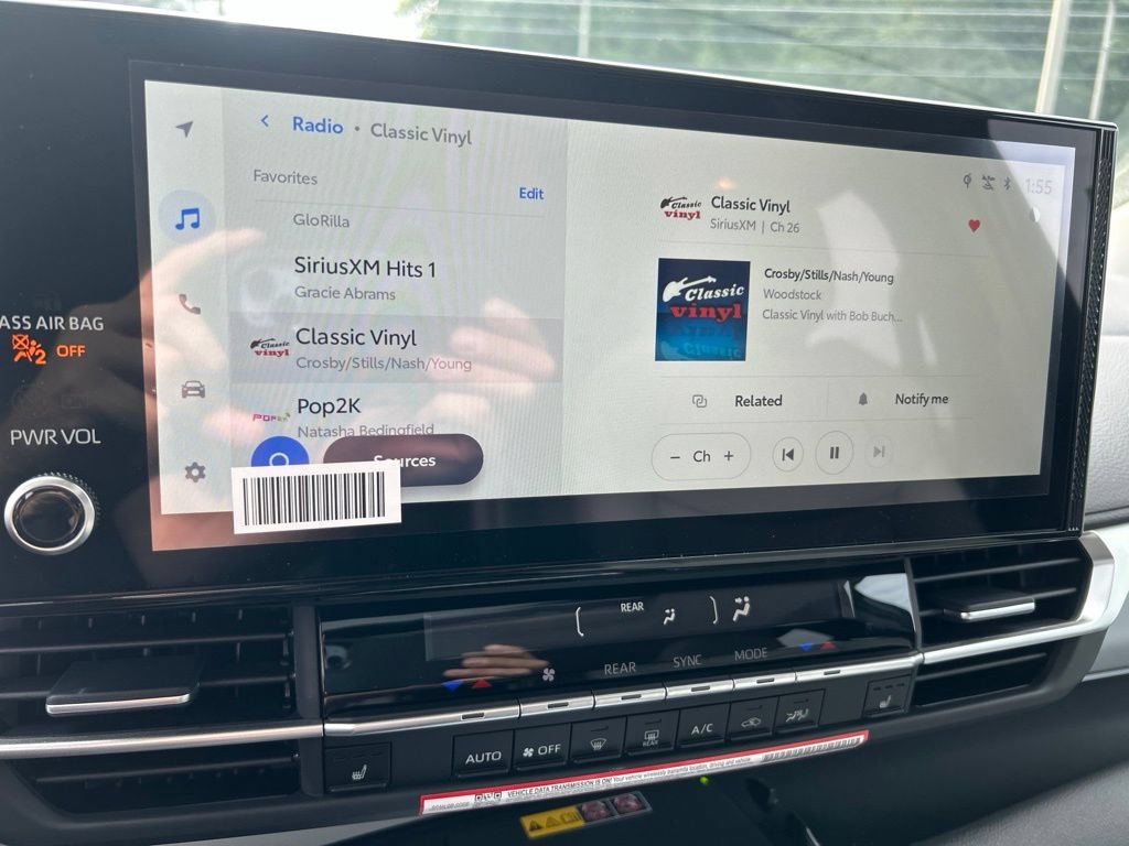 New 2026 Toyota Sienna XLE AWD/4WD image 18