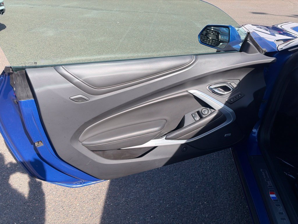 Used 2019 Chevrolet Camaro SS RWD image 11