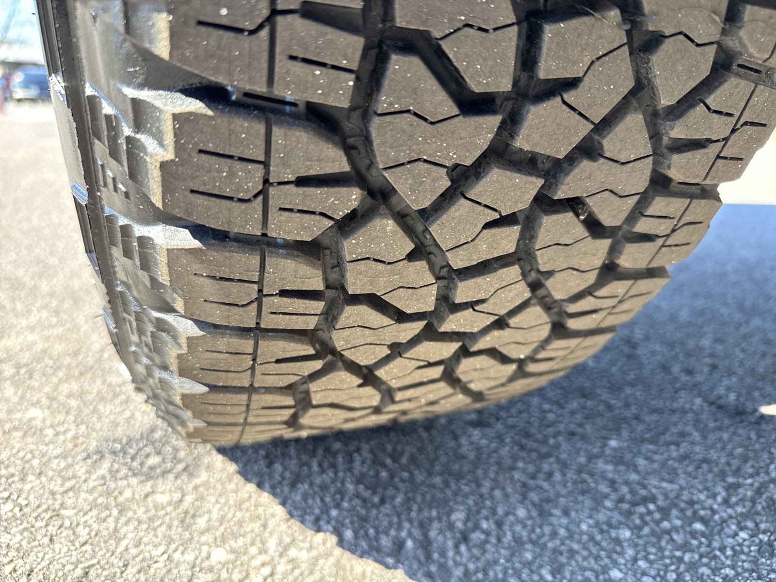 New 2025 GMC Sierra 2500 Denali w/ Denali Reserve Package image 12