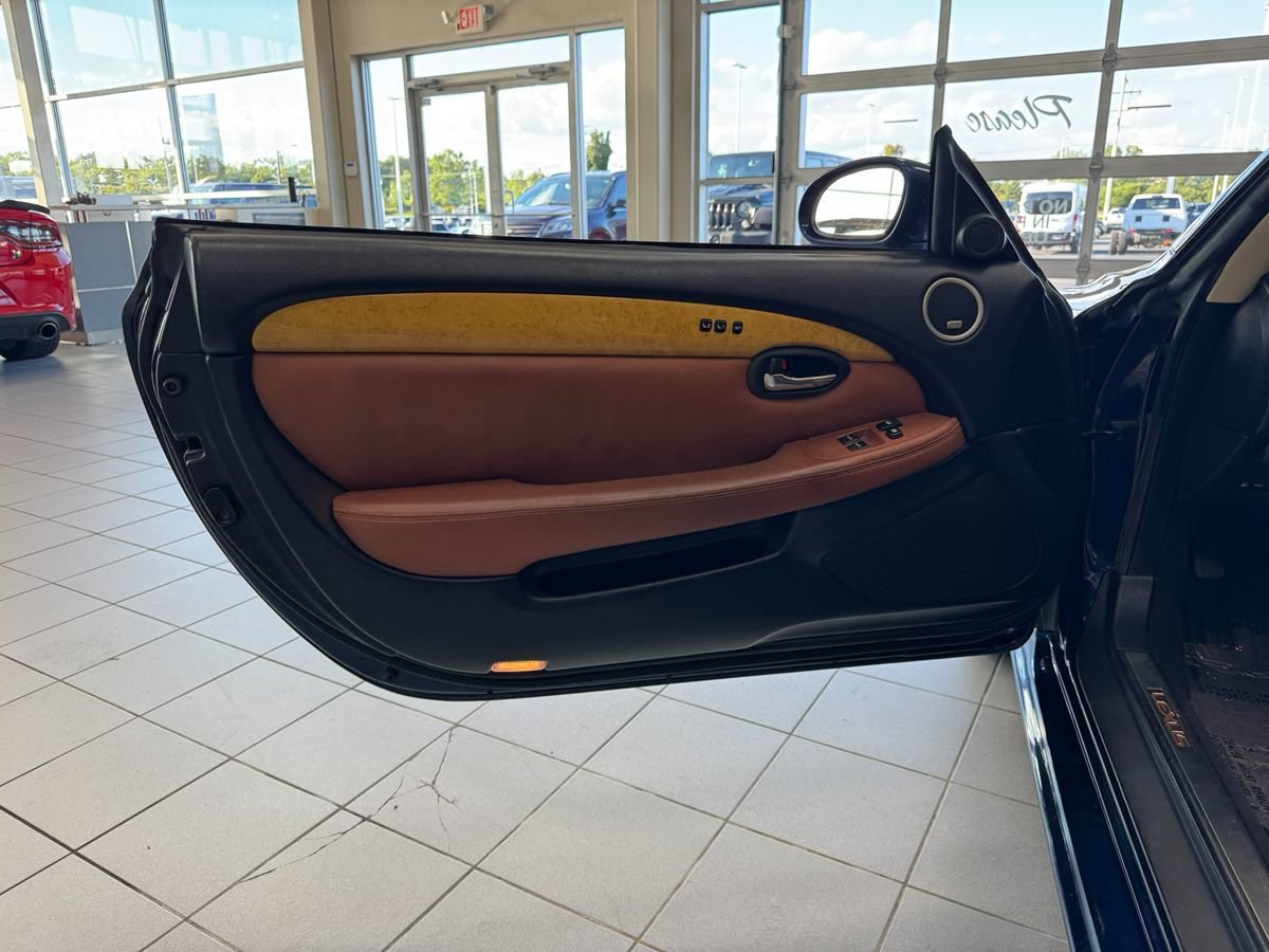 Used 2004 Lexus SC 430 Convertible RWD image 13