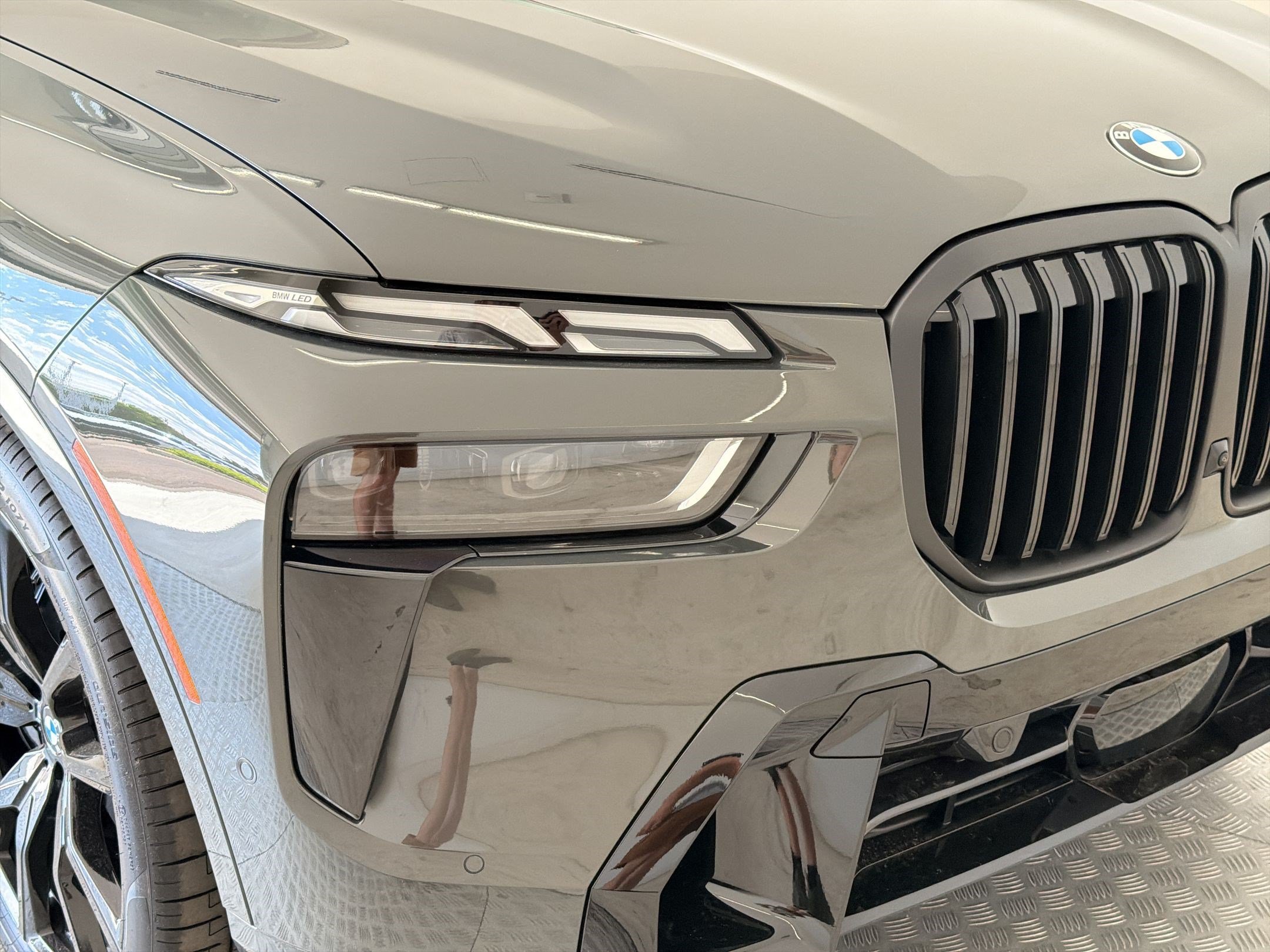 New 2027 BMW X7 M60i AWD/4WD image 11