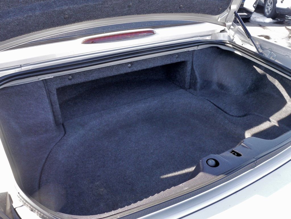 Used 2005 Ford Thunderbird image 23