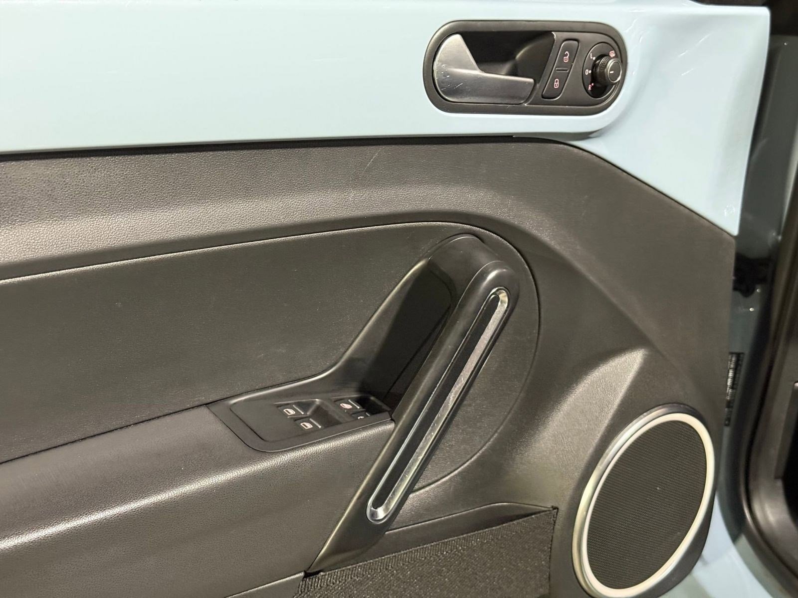 Used 2016 Volkswagen Beetle 1.8T SE image 13