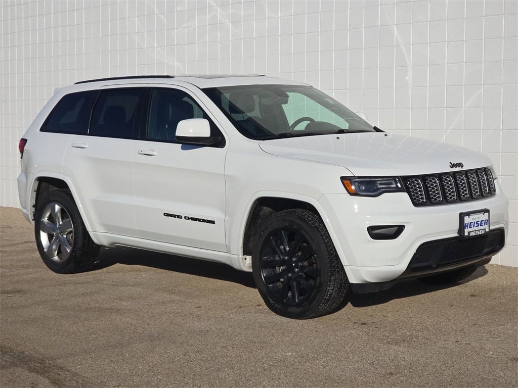 Used 2020 Jeep Grand Cherokee Altitude image 14