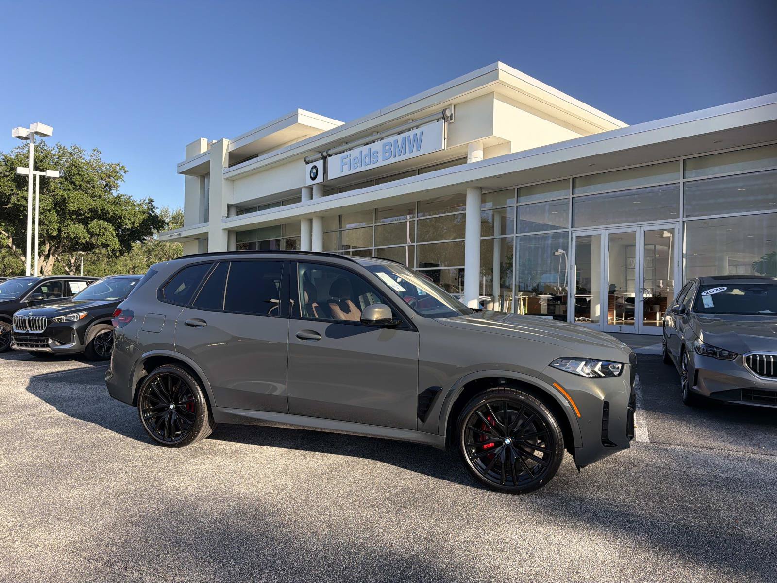 New 2026 BMW X5 sDrive40i w/ M Sport Package RWD image 1