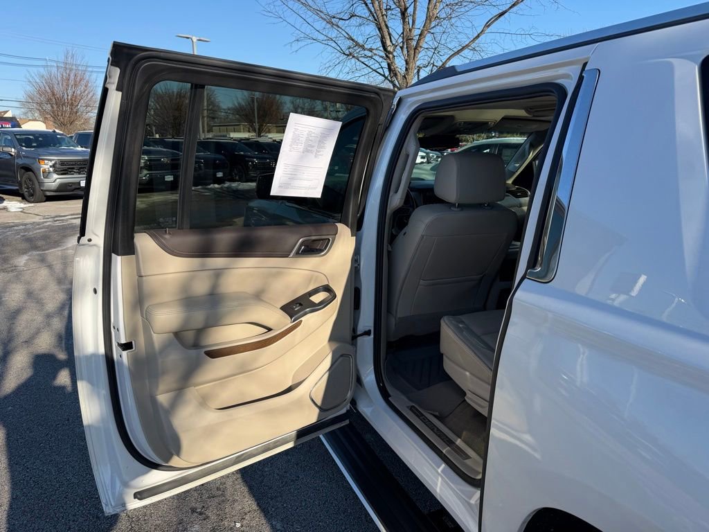 Used 2019 GMC Yukon XL Denali w/ Denali Ultimate Package image 17