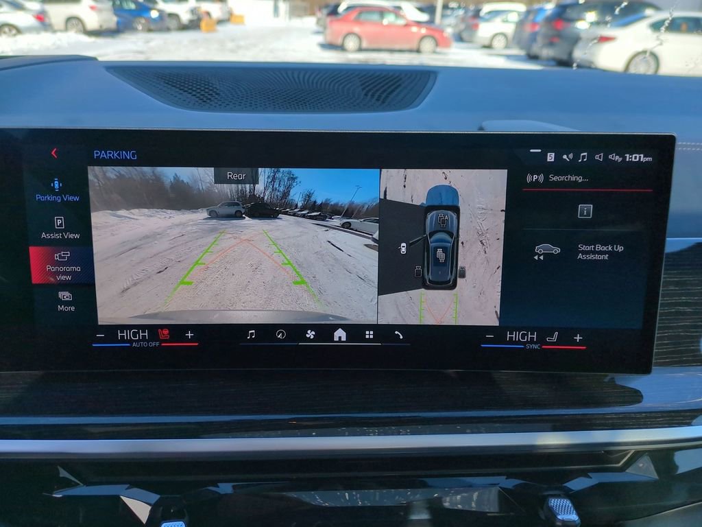 New 2026 BMW X5 M60i w/ Climate Comfort Package image 16