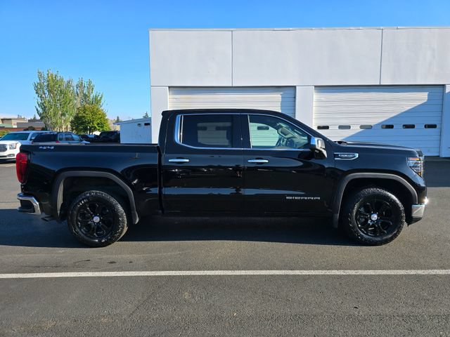 Used 2025 GMC Sierra 1500 SLT AWD/4WD image 7