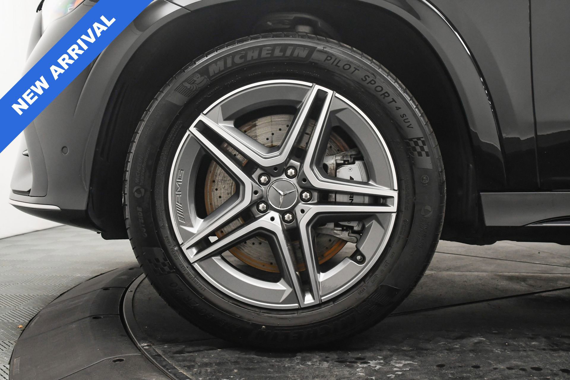 Used 2025 Mercedes-Benz GLE 53 AMG 4MATIC image 31