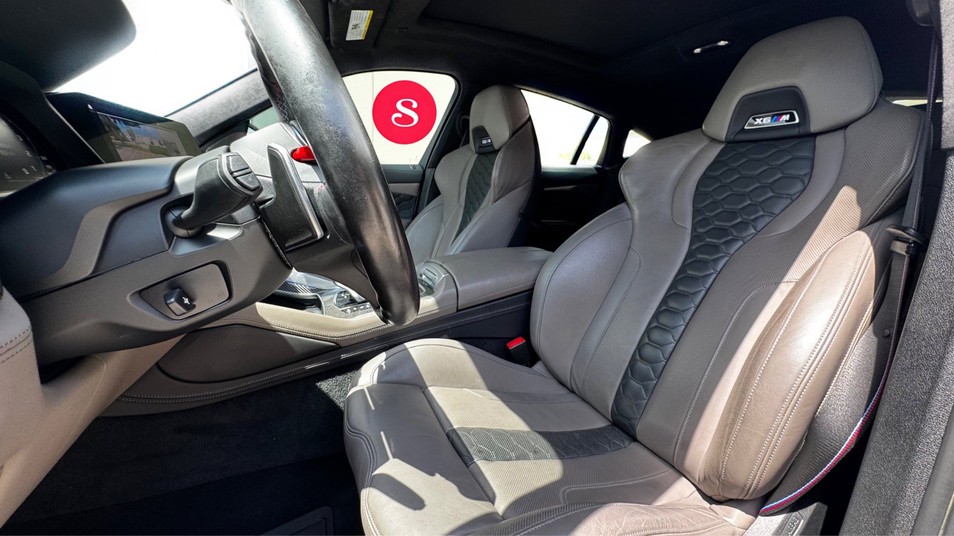 Used 2021 BMW X6 M w/ Competition Package AWD/4WD image 19