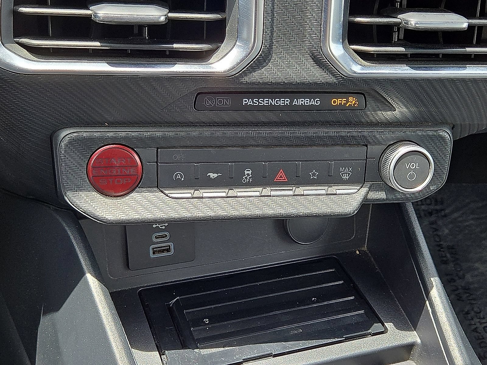 Used 2024 Ford Mustang Premium RWD image 28