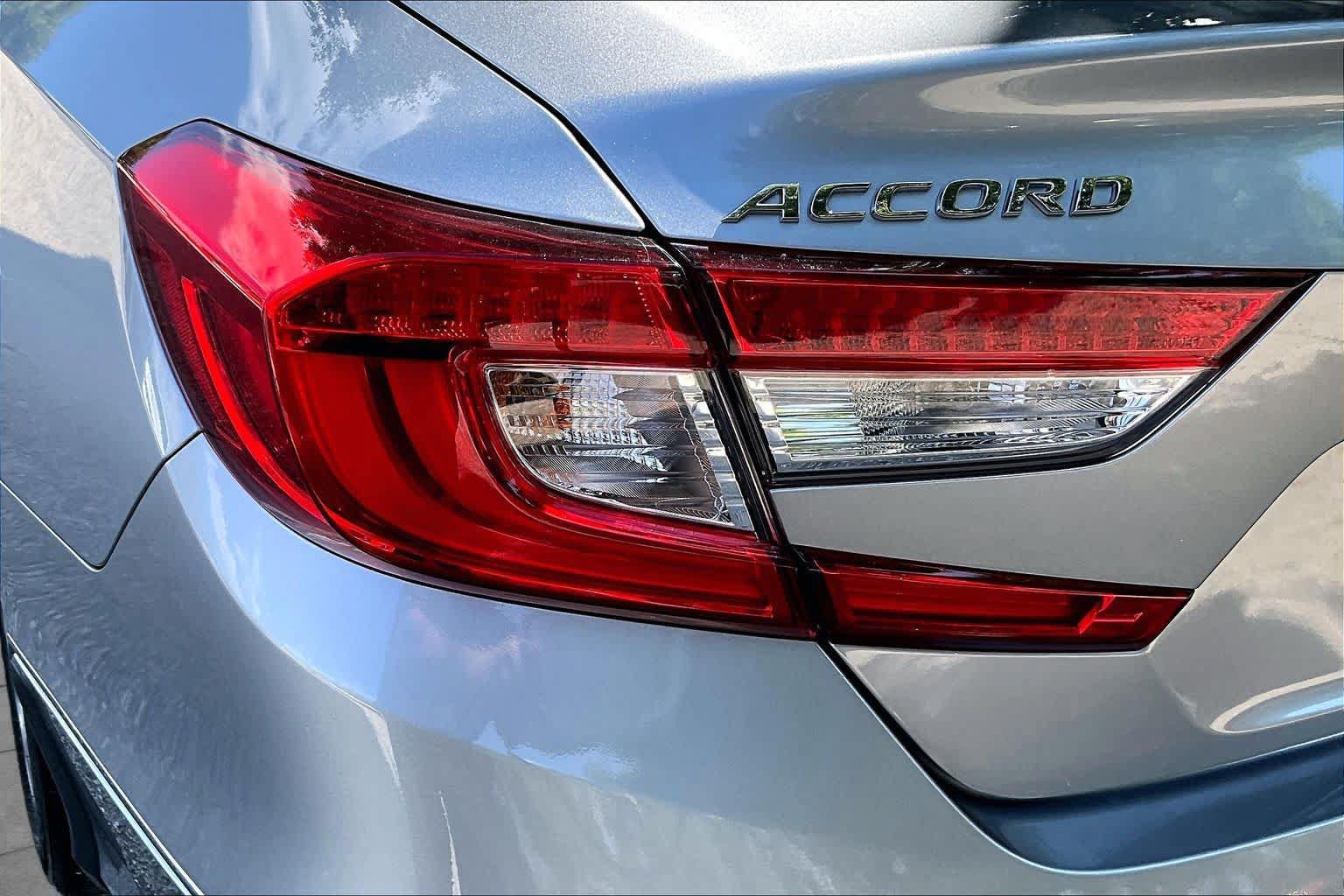 Used 2020 Honda Accord EX-L image 29
