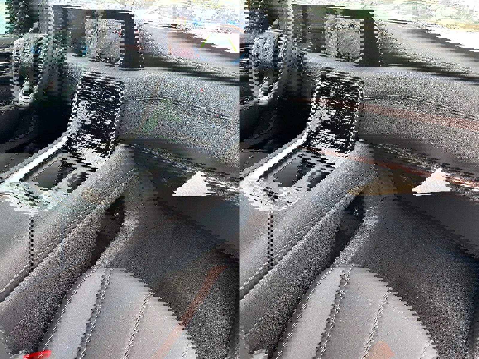 New 2026 Nissan Armada SL image 23