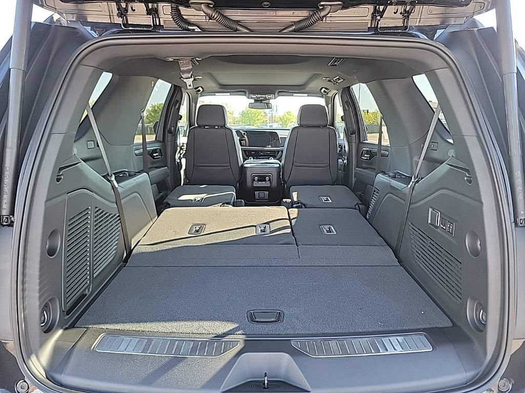 New 2026 Chevrolet Tahoe Premier w/ Sun And Tow Package AWD/4WD image 40