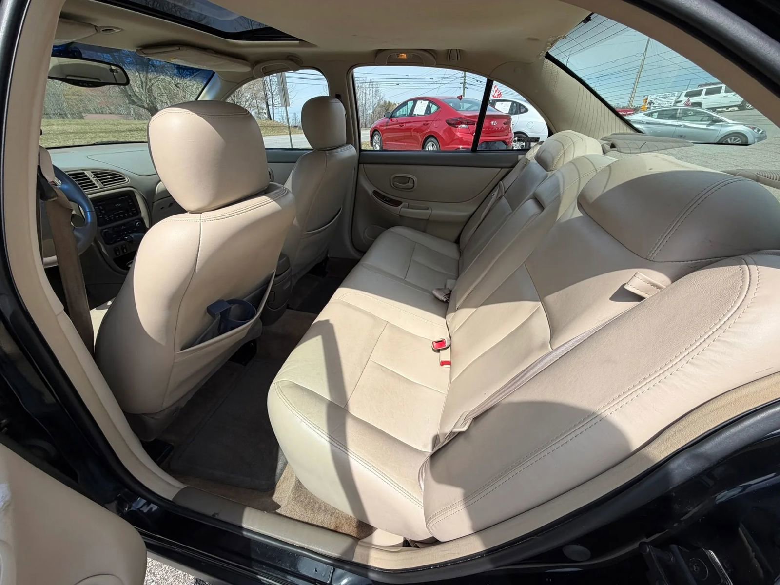 Used 2000 Oldsmobile Intrigue GLS image 7