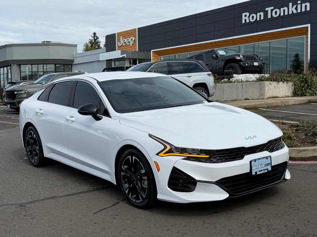 Used 2024 Kia K5 GT-Line w/ GT-Line Premium Package image 2