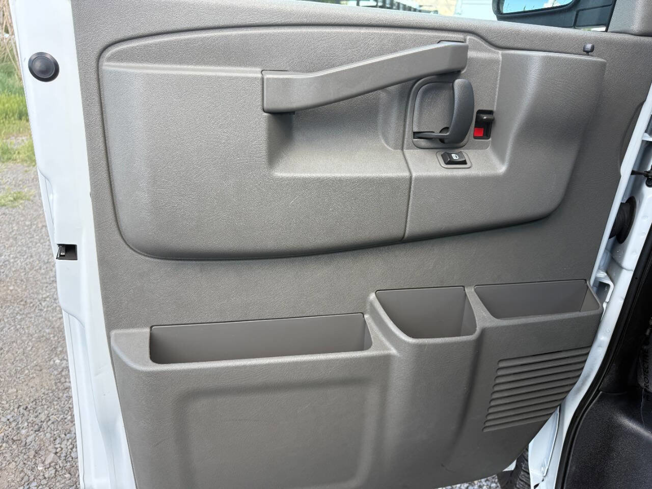 Used 2023 GMC Savana 2500 Extended w/ Driver Convenience Package RWD image 27