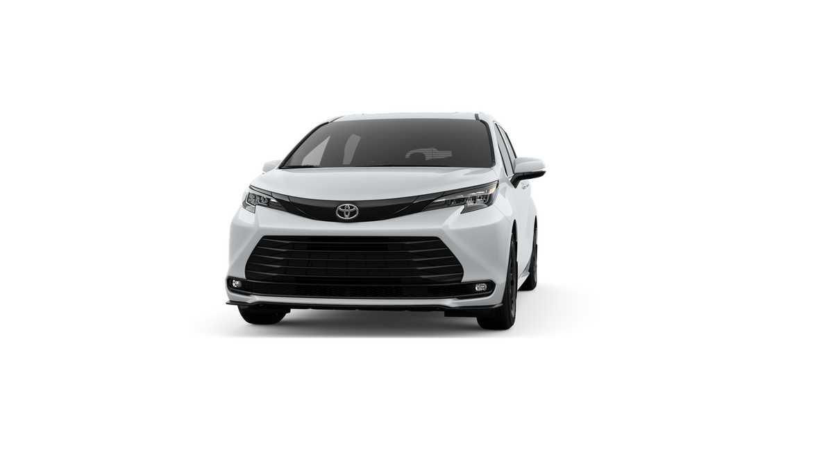 New 2026 Toyota Sienna XLE Woodland Edition AWD/4WD image 18
