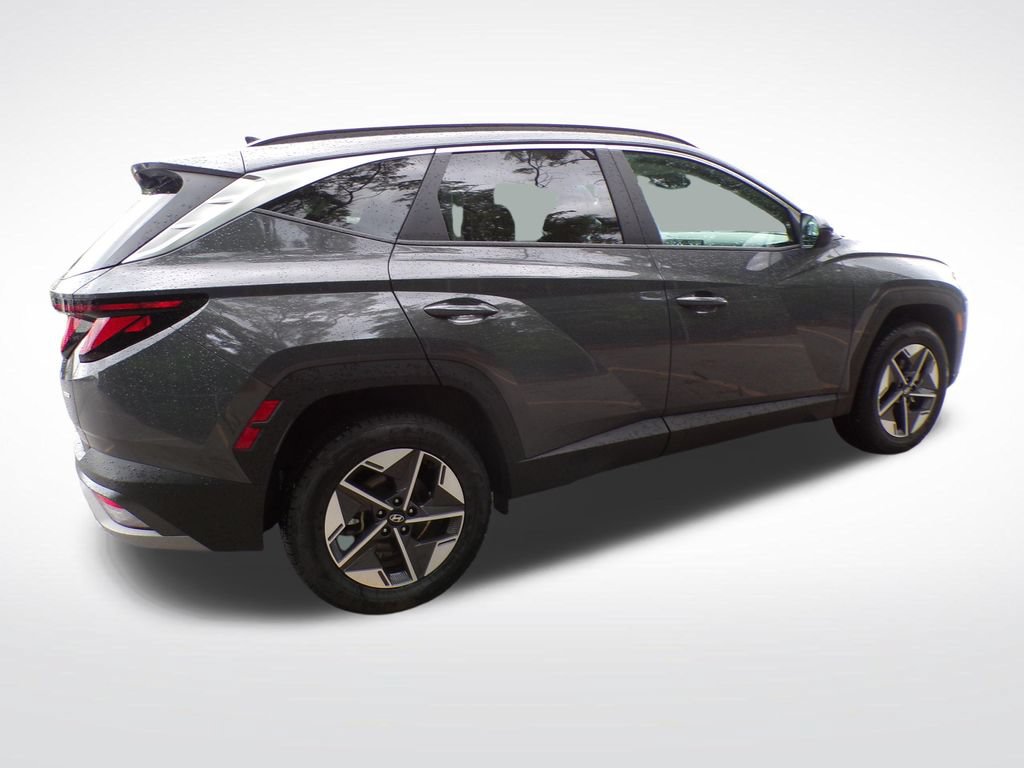 Certified 2025 Hyundai Tucson SEL AWD/4WD image 8