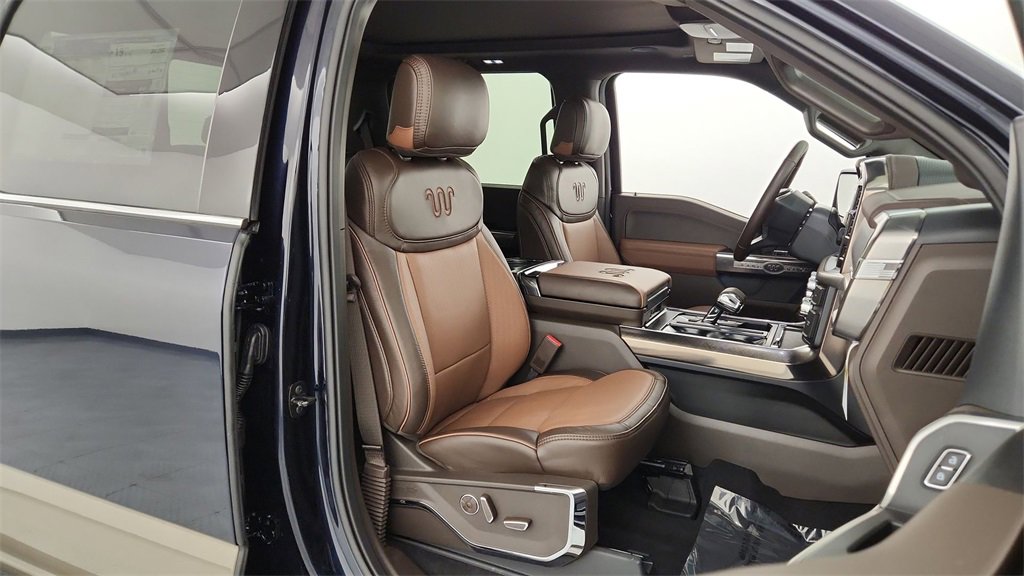 New 2025 Ford F150 King Ranch w/ FX4 Off-Road Package image 42
