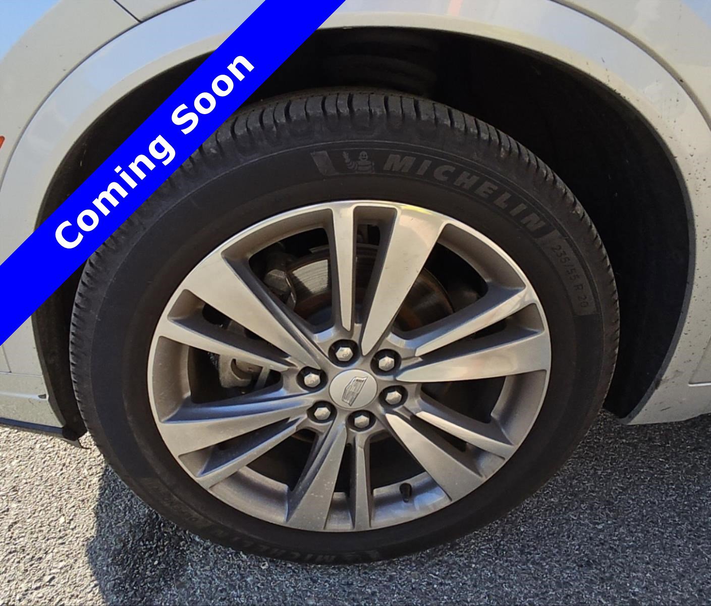 Used 2020 Cadillac XT6 Premium Luxury FWD image 7