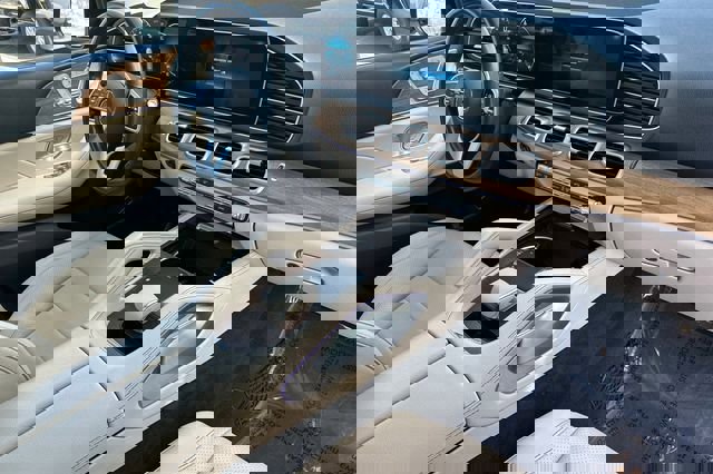 Used 2021 Mercedes-Benz GLE 350 4MATIC image 19