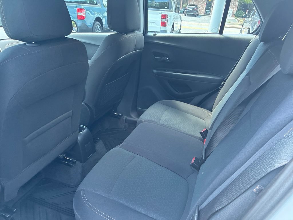 Used 2019 Chevrolet Trax LS FWD image 7