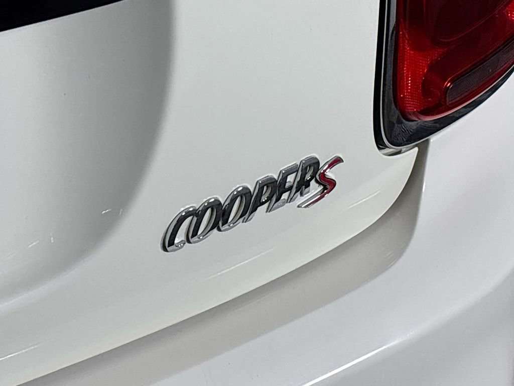 Used 2015 MINI Cooper S image 23