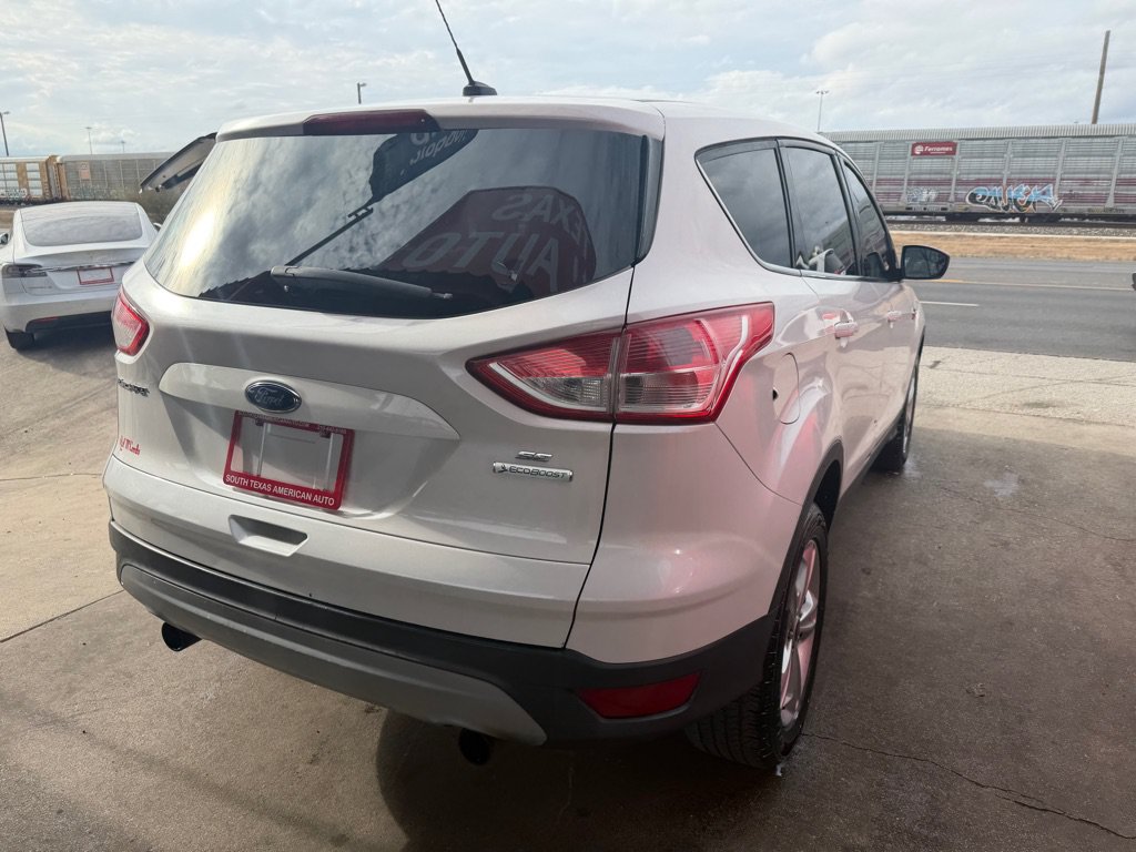 Used 2013 Ford Escape SE FWD image 14
